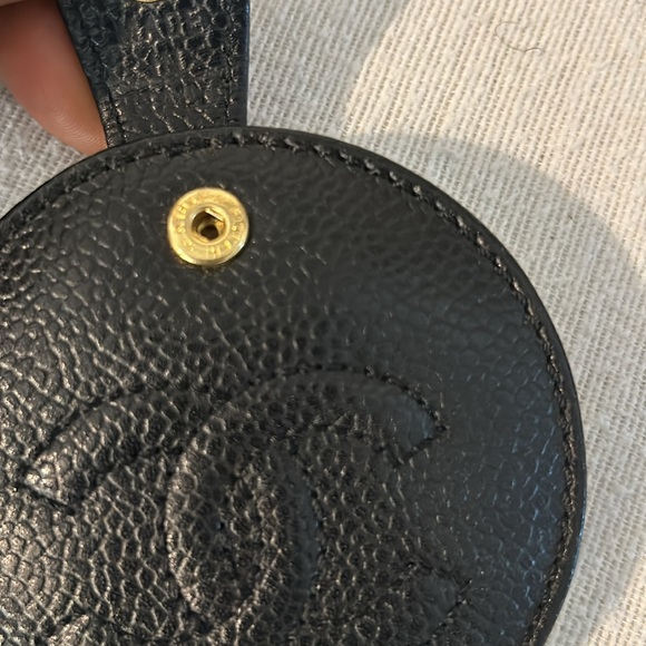 Chanel Black Caviar Skin Compact Mirror Small + certificate of authenticity - Picture 13 of 13